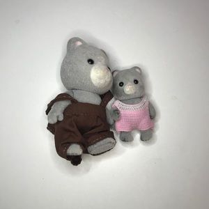Calico Critters Gray Bear Family